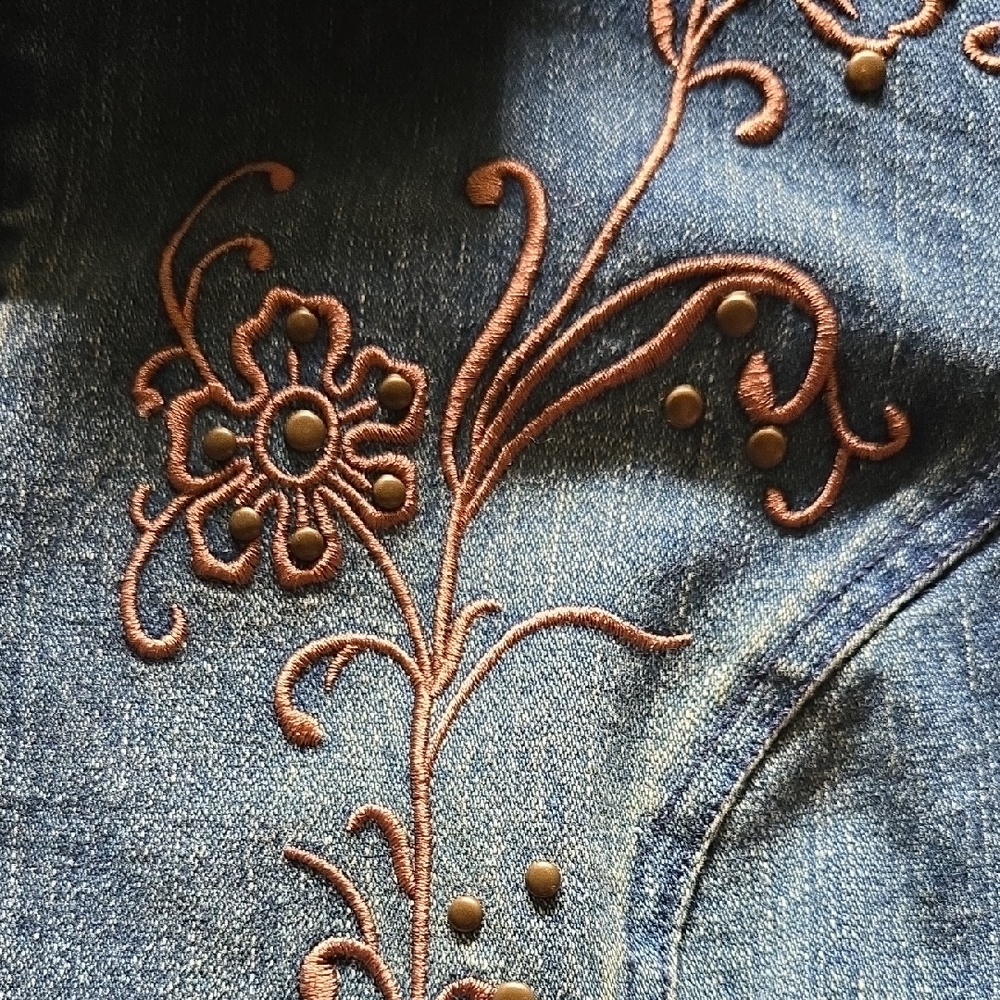 Tantrums Dark Blue Denim Jacket with Subtle Stitching - Picture 3 of 7